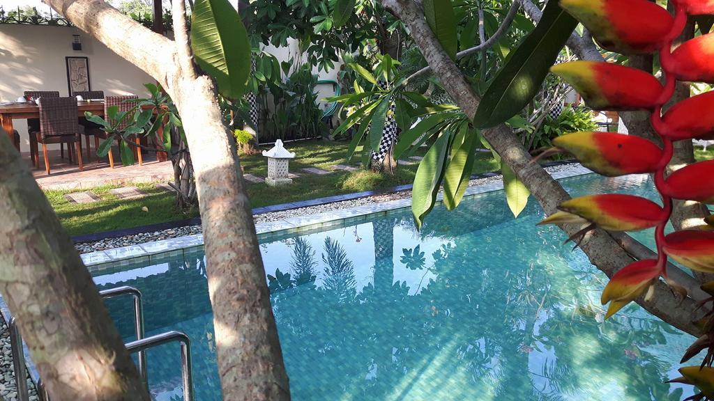 Villa Rosseno - Evelyn Private Pool And Garden Yogyakarta Exteriör bild